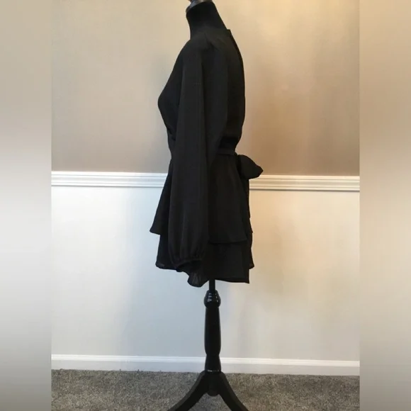 Black Long Sleeve romper dress - Picture 4 of 5